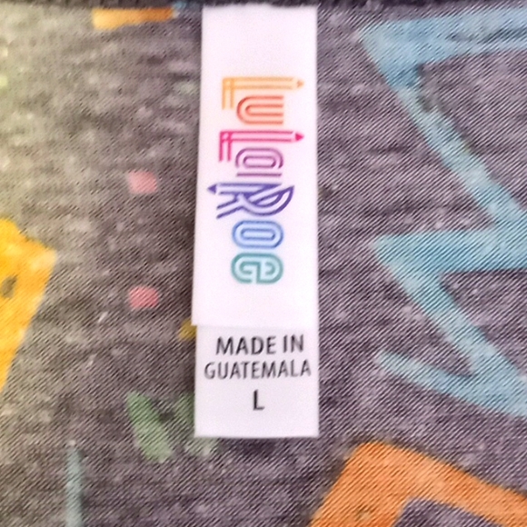 LLR Abstract Printed Perfect T Top-#0603 - Picture 14 of 14